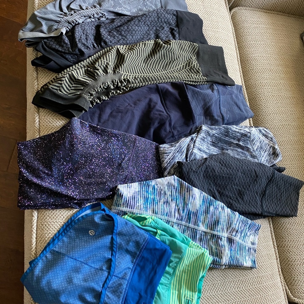 Lululemon leggings.  No shorts.